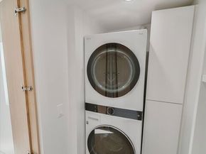 2021 Idaho Avenue, Santa Monica CA 90403