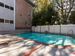 1262 S Barrington Avenue 102, Los Angeles CA 90025