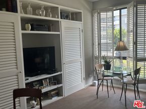 2175 S Beverly Glen Boulevard 201, Los Angeles CA 90025