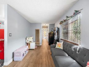 11477 Amboy Avenue, San Fernando CA 91340