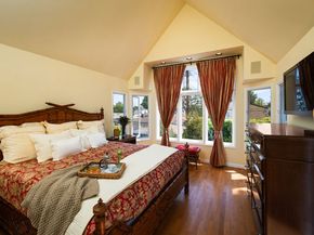 12542 Brooklake Street, Los Angeles CA 90066