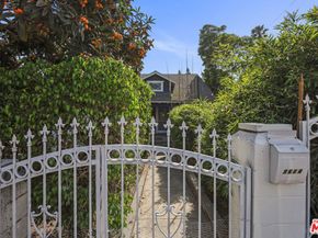 1614 Grafton Street, Los Angeles CA 90026