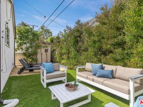 821 S Cloverdale Avenue, Los Angeles CA 90036