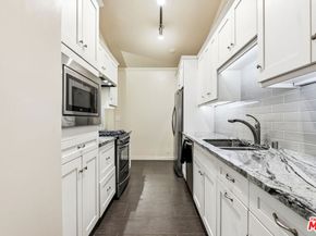 6425 Green Valley Circle 304, Culver City CA 90230