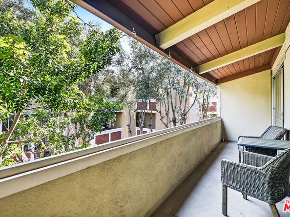 6425 Green Valley Circle 304, Culver City CA 90230