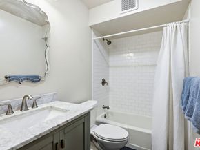 6425 Green Valley Circle 304, Culver City CA 90230