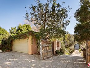 5863 Bonsall Drive, Malibu CA 90265