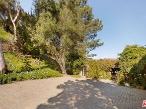 5863 Bonsall Drive, Malibu CA 90265