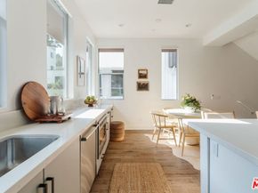 2211 Polyscope Place, Los Angeles CA 90026