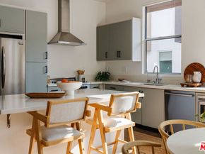 2211 Polyscope Place, Los Angeles CA 90026