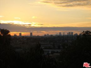 975 Lucile Avenue, Los Angeles CA 90026