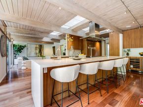 681 Brooktree Road, Santa Monica CA 90402