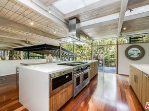 681 Brooktree Road, Santa Monica CA 90402