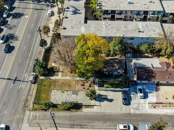 11903 Burbank Boulevard, Valley Village CA 91607