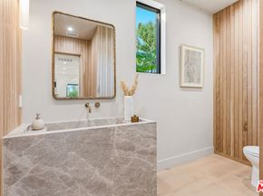 16643 Addison Street, Encino CA 91436