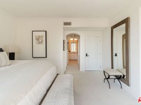 11847 Gorham Avenue 302, Los Angeles CA 90049