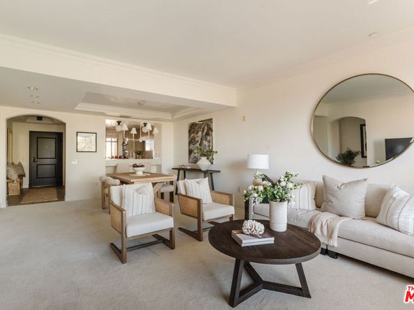 11847 Gorham Avenue 302, Los Angeles CA 90049