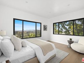 8620 Skyline Drive, Los Angeles CA 90046