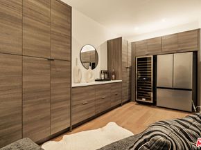 8620 Skyline Drive, Los Angeles CA 90046