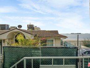 16 38th Place, Long Beach CA 90803