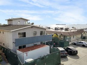 16 38th Place, Long Beach CA 90803