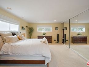 12118 Navy Street, Los Angeles CA 90066