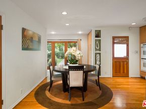 12118 Navy Street, Los Angeles CA 90066