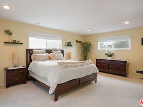 12118 Navy Street, Los Angeles CA 90066