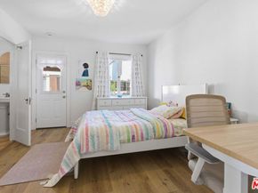 1248 N Everett Street, Glendale CA 91207