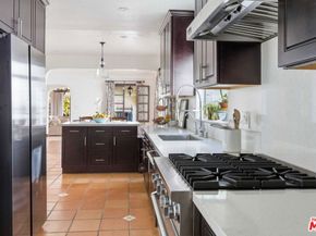 1248 N Everett Street, Glendale CA 91207