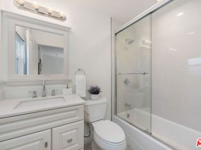 2717 W Avenue 30, Los Angeles CA 90065