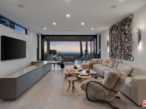 938 Palisades Beach Road, Santa Monica CA 90403