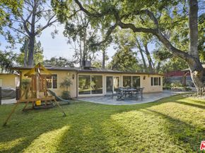 2452 N Altadena Drive, Altadena CA 91001