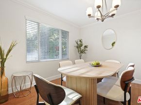 2452 N Altadena Drive, Altadena CA 91001