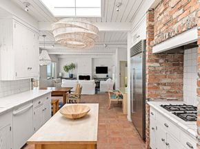 24216 Malibu Road, Malibu CA 90265