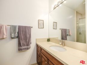 10327 Missouri Avenue 105, Los Angeles CA 90025