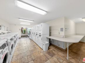 525 S Ardmore Avenue 351, Los Angeles CA 90020