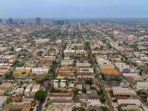 4713 Clinton Street, Los Angeles CA 90004