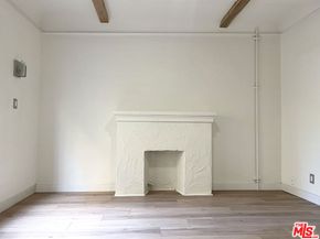 444 Chestnut Avenue, Long Beach CA 90802