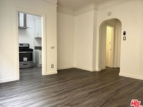 444 Chestnut Avenue, Long Beach CA 90802