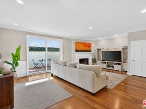 928 11th Street 2, Santa Monica CA 90403