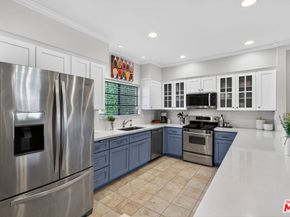 928 11th Street 2, Santa Monica CA 90403