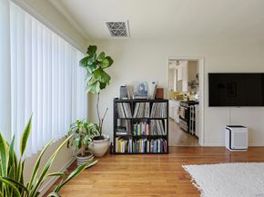 3828 30 Udall St, San Diego CA 92107