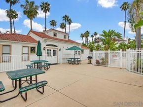 9439 Fairgrove Ln 102, San Diego CA 92129