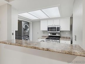 9439 Fairgrove Ln 102, San Diego CA 92129