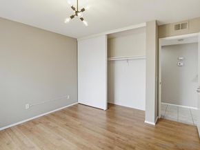 9439 Fairgrove Ln 102, San Diego CA 92129