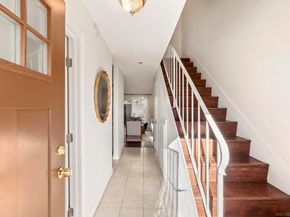 5606 Caminito Roberto, San Diego CA 92111