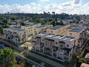 454 Creekside Circle, San Diego CA 92114