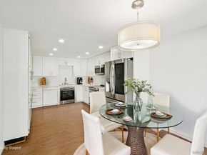 8988 Caminito Verano, La Jolla CA 92037