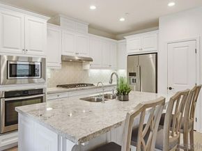 7938 Lusardi Creek Ln, San Diego CA 92127